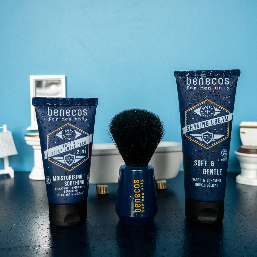Benecos Well Shaved Giftset voor mannen met scheerkwast, scheercrème en aftershave balsem – vegan & COSMOS Organic